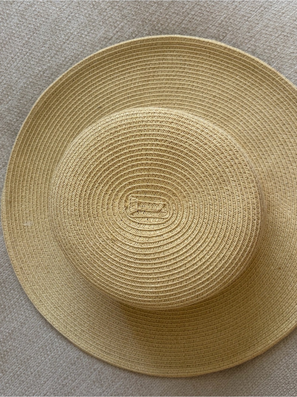 Wide-Brim Straw Sun Hat in Pale Yellow